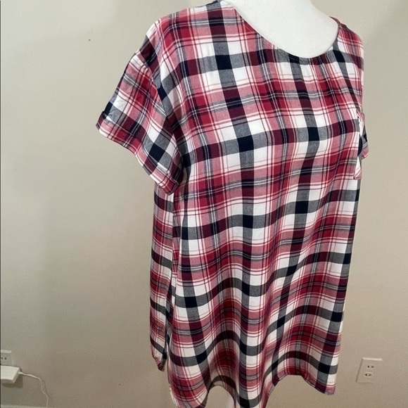 Isabel Maternity plaid top large - Picture 1 of 9